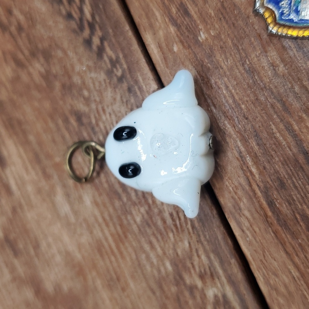 Cute‎ ghost pendant